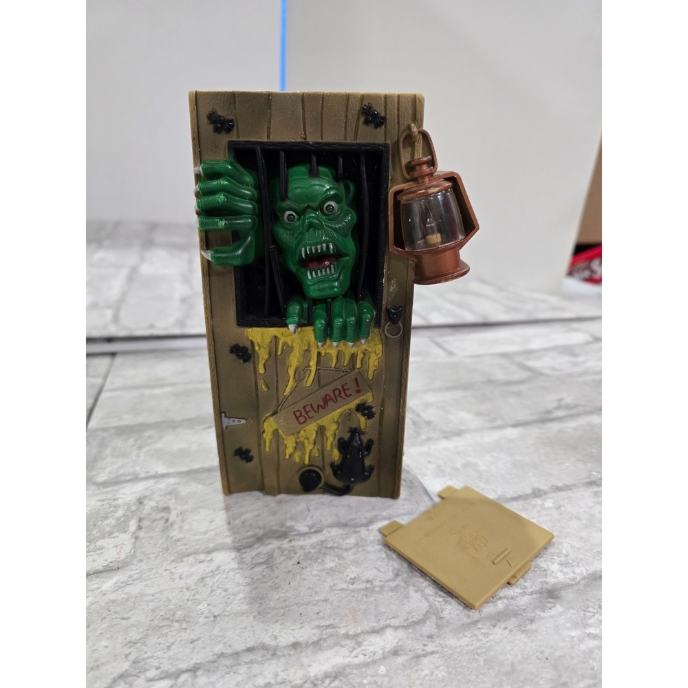 Vintage Toy State Green Zombie Halloween Lights & Sound Talking Doorbell - WORKS